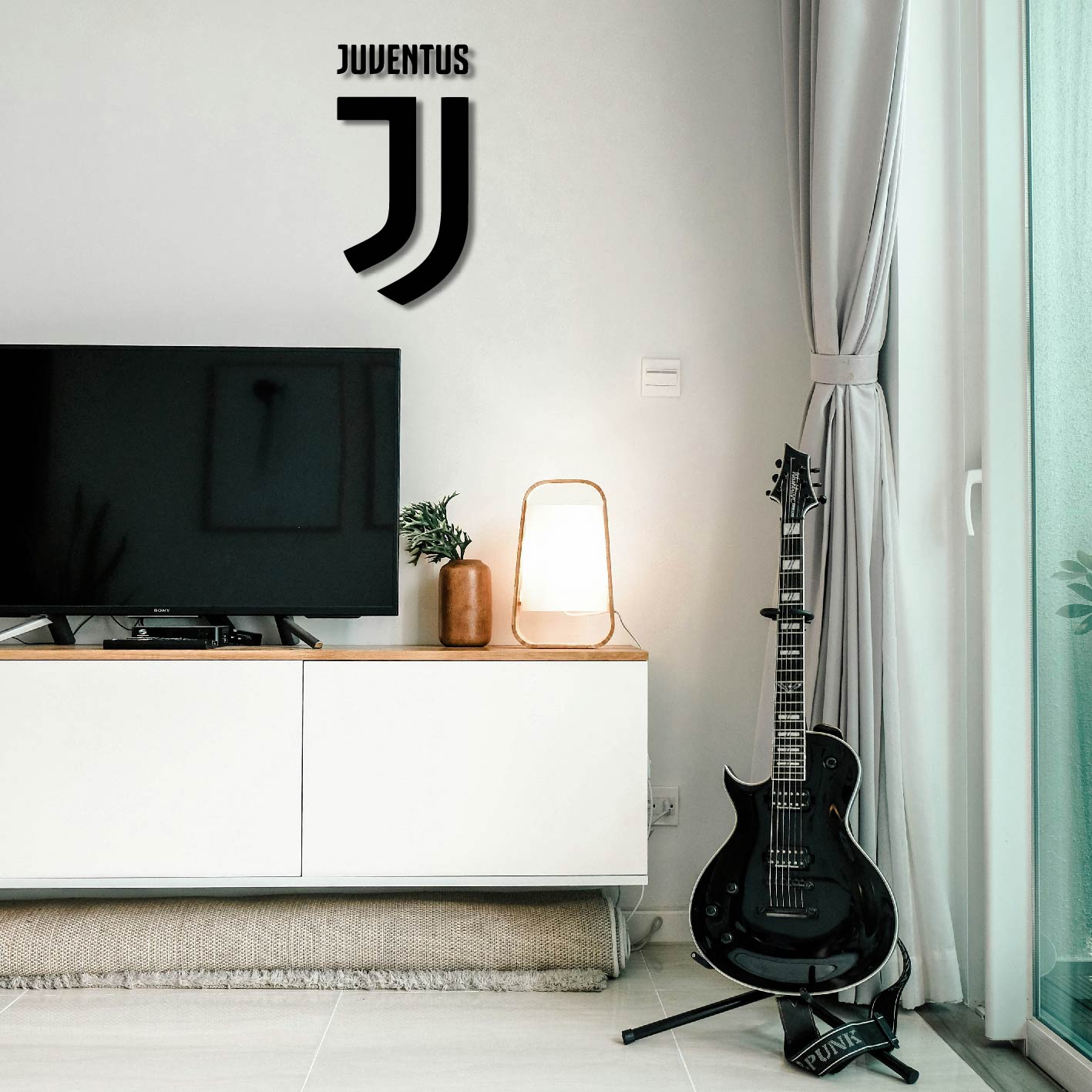 JUVENTUS SIMPLE LOGO METAL WALL ART