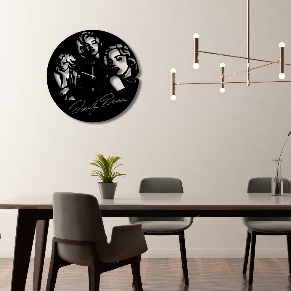MARILYN MONROE METAL WALL ART CLOCK