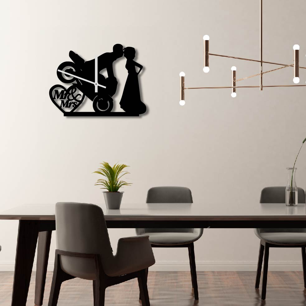 MR AND MRS METAL WALL ART CLOCK