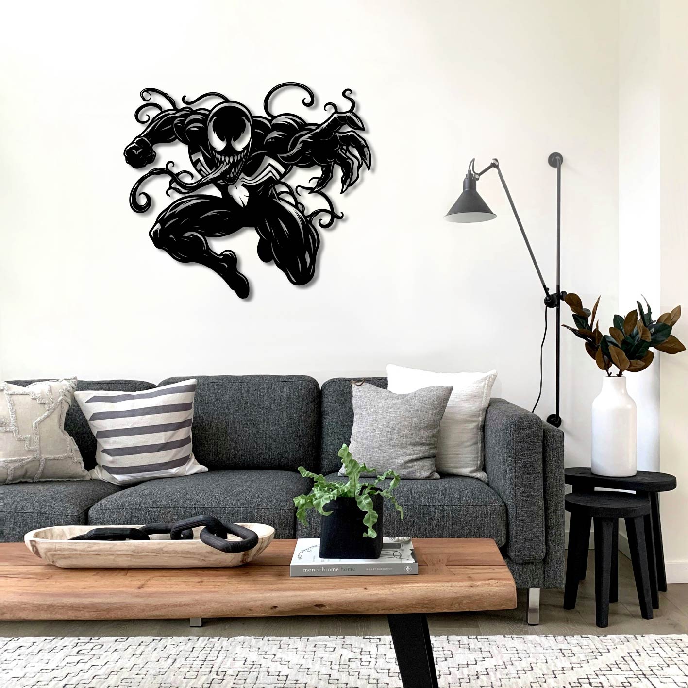 VENOM JUMPING METAL WALL ART