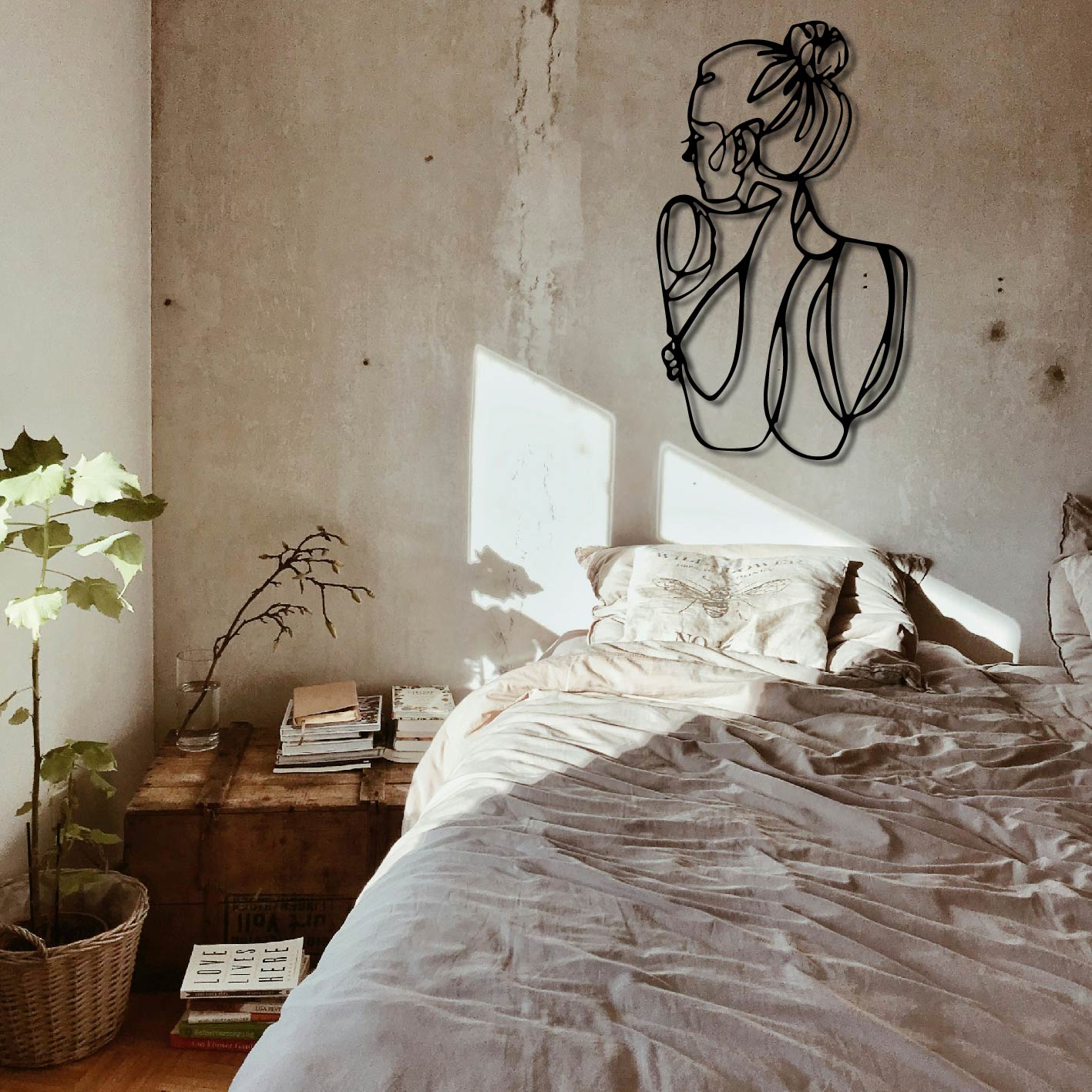 ABSTRACT WOMAN METAL WALL ART