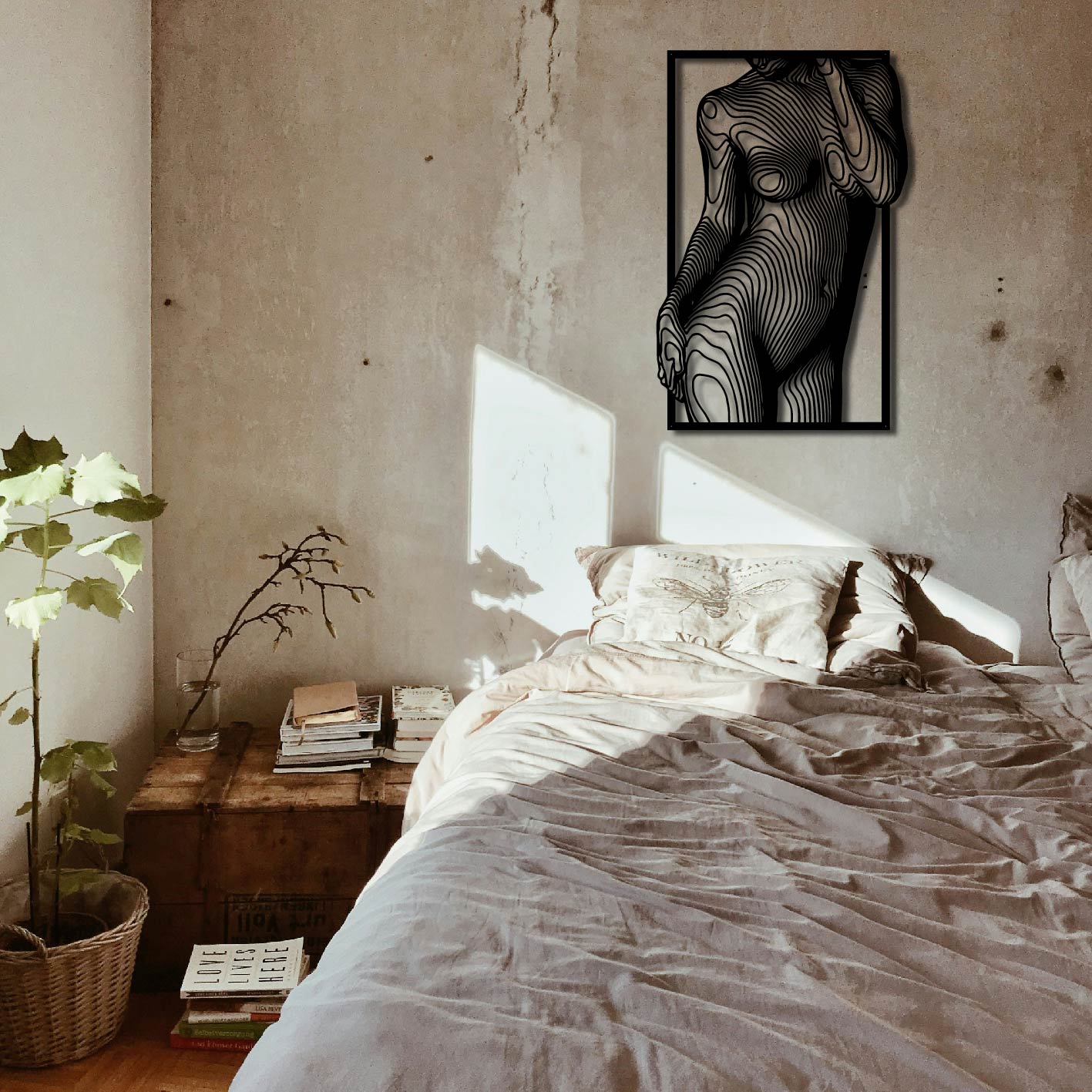 Art Of Woman Metal Wall Art Frame