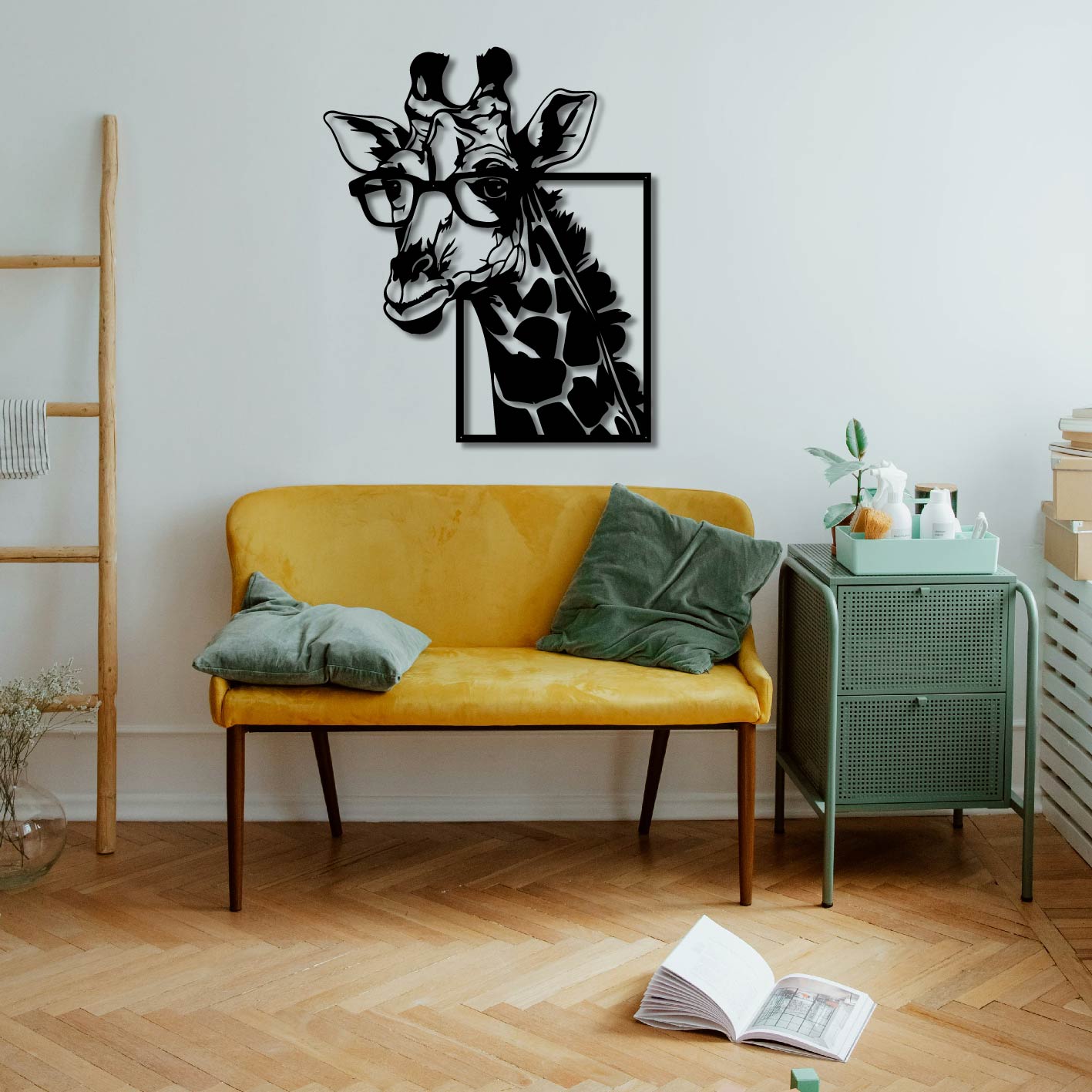 Smart Giraffe Metal Wall Art Frame