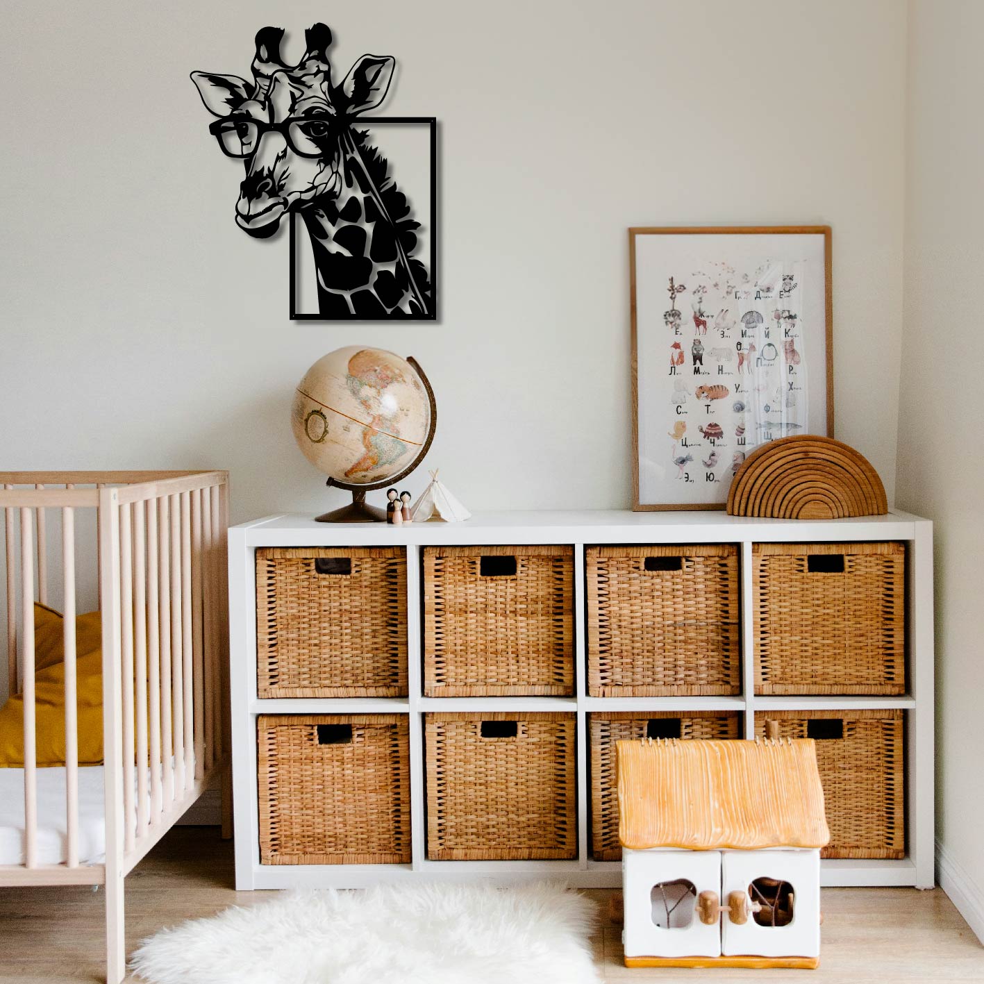 Smart Giraffe Metal Wall Art Frame