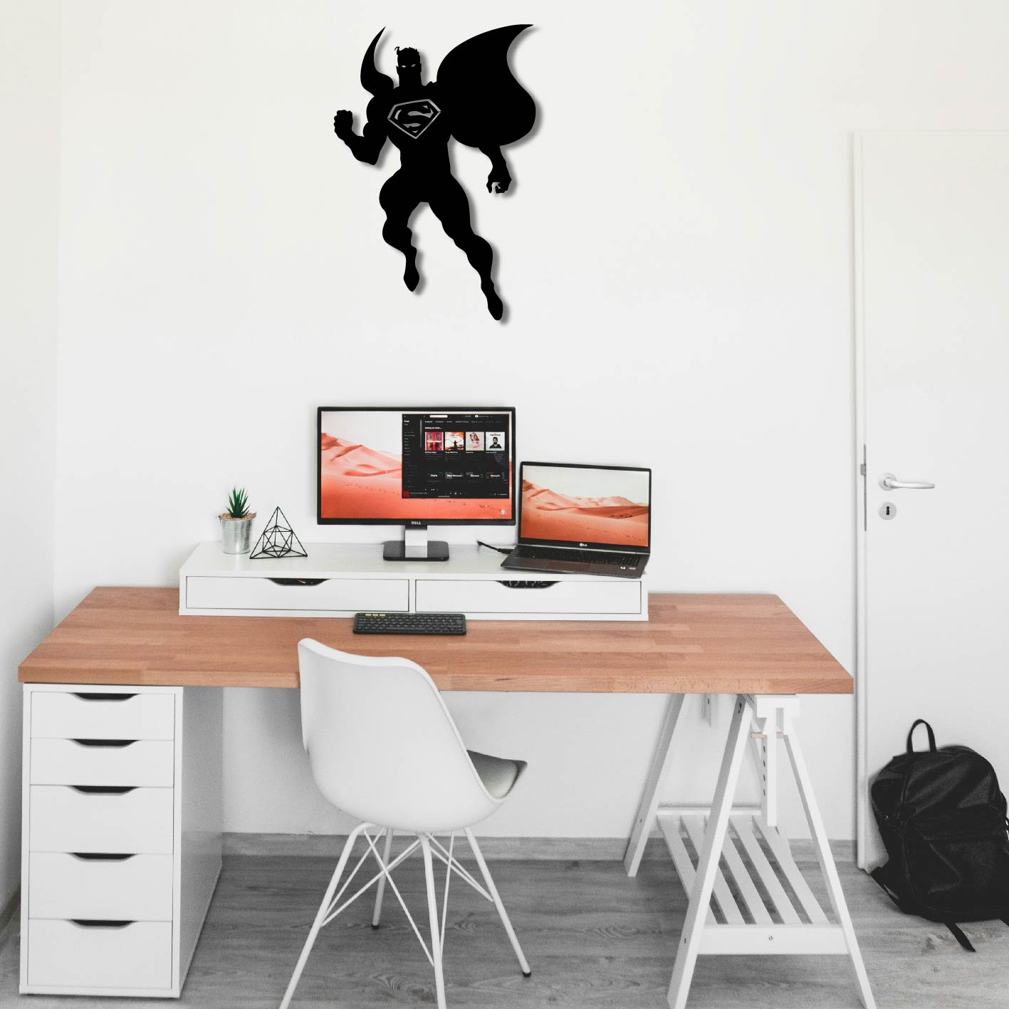SUPERMAN FLYING SILHOUETTE METAL WALL ART