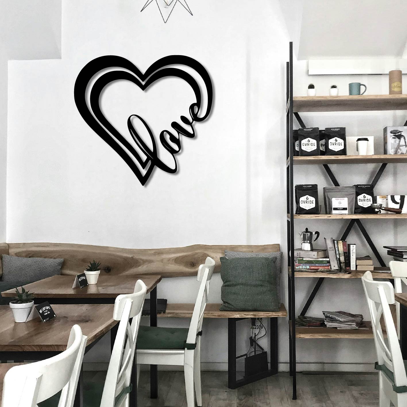 HEARTS LOVE METAL WALL ART