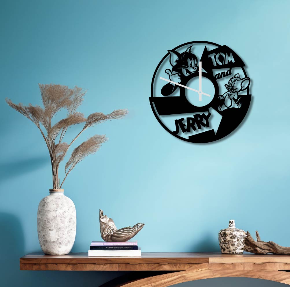 TOM AND JERRY METAL WALL ART CLOCK