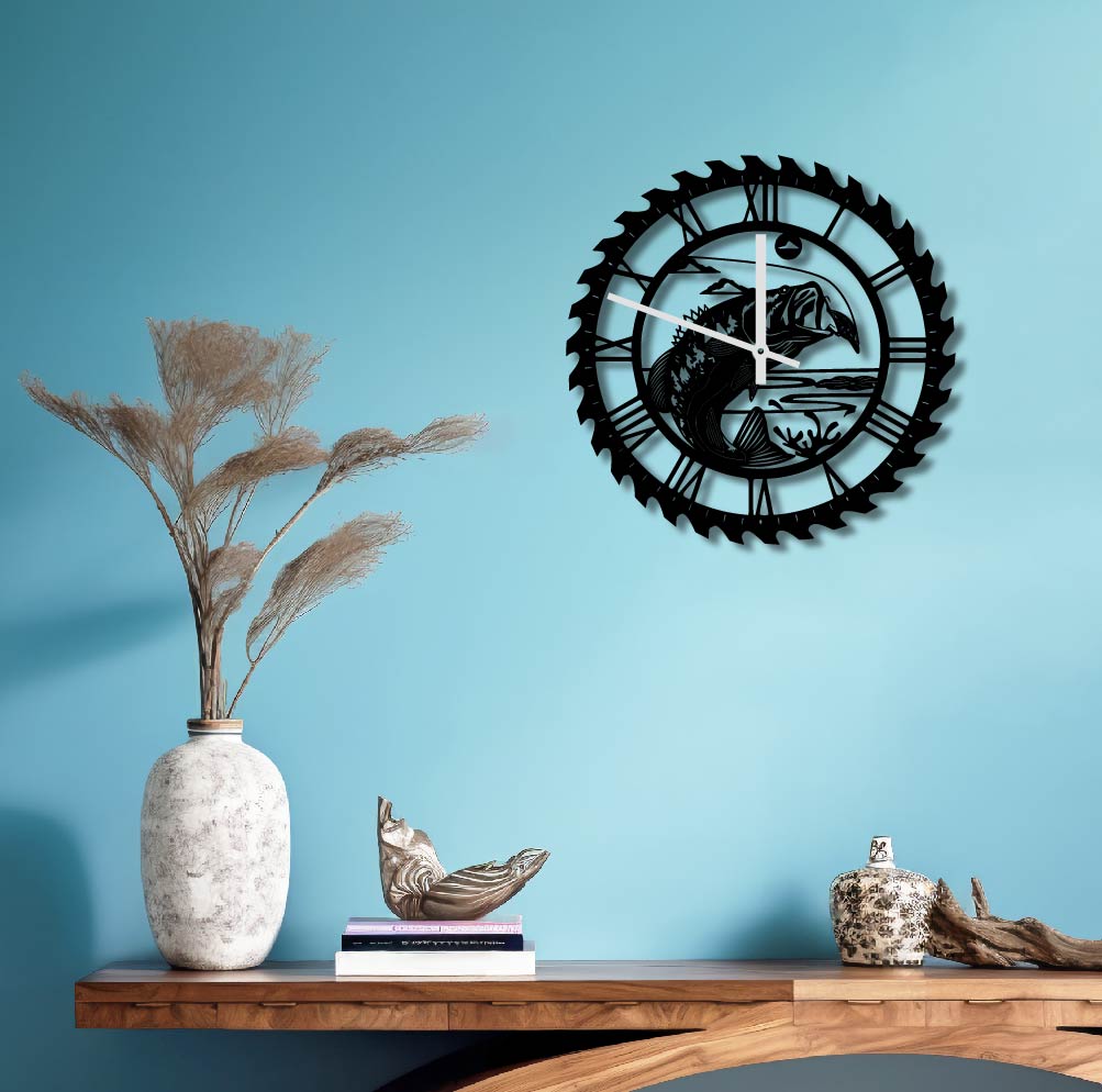 ROMAN NUMERAL FISH METAL WALL ART CLOCK