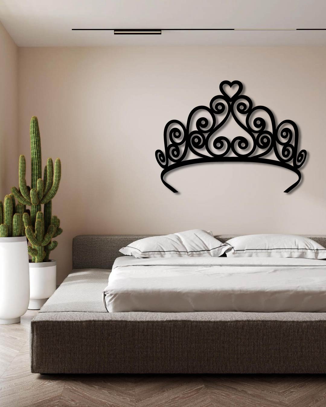 TIARA METAL WALL ART