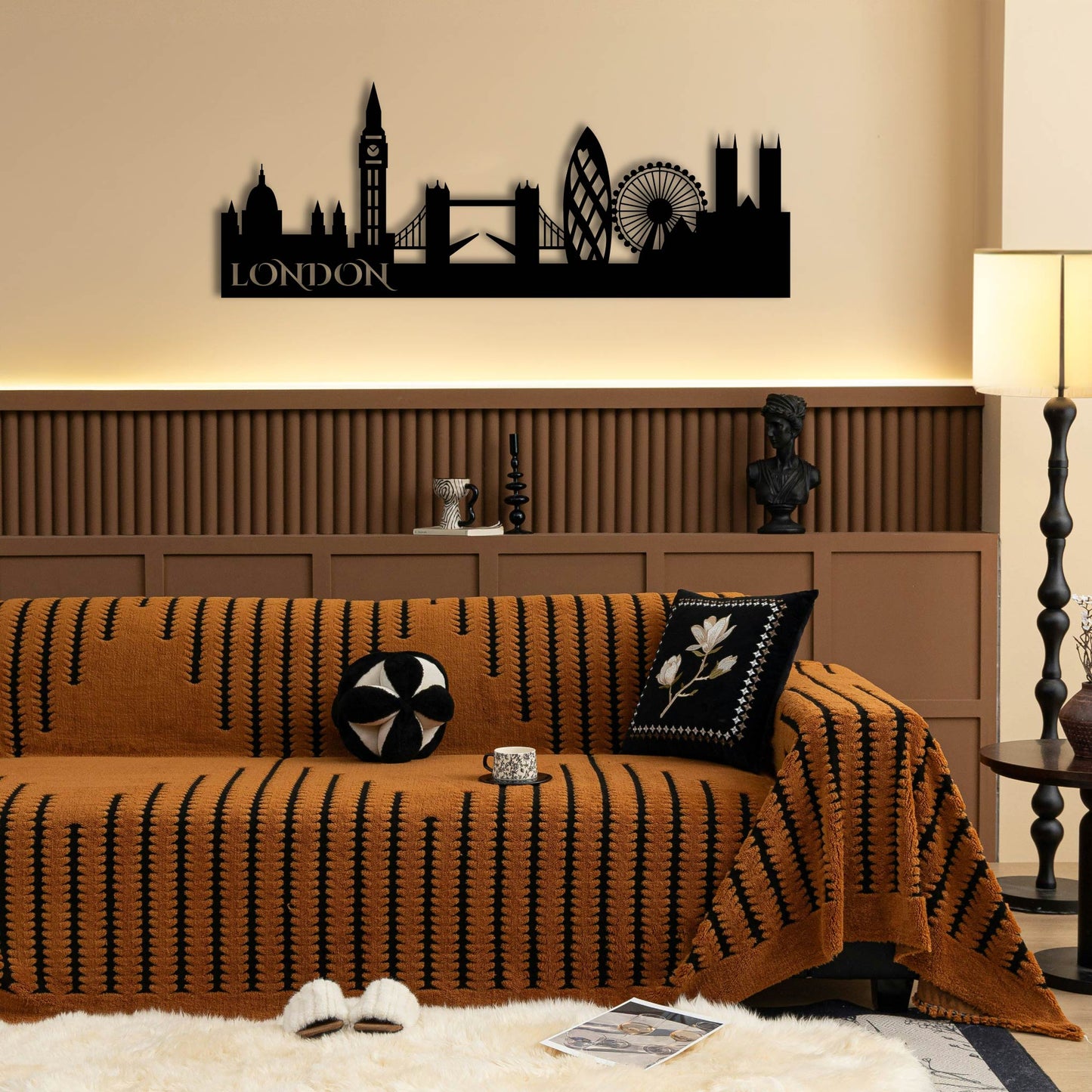 LONDON METAL WALL ART