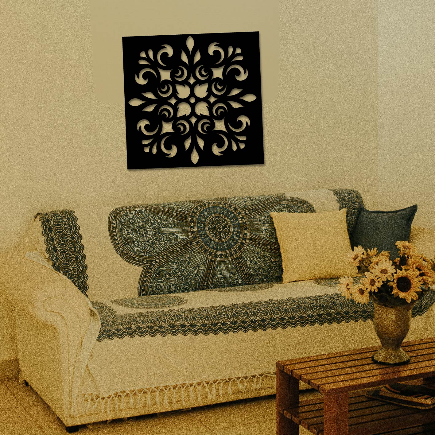PATTERNED SQUARE TILE METAL WALL ART