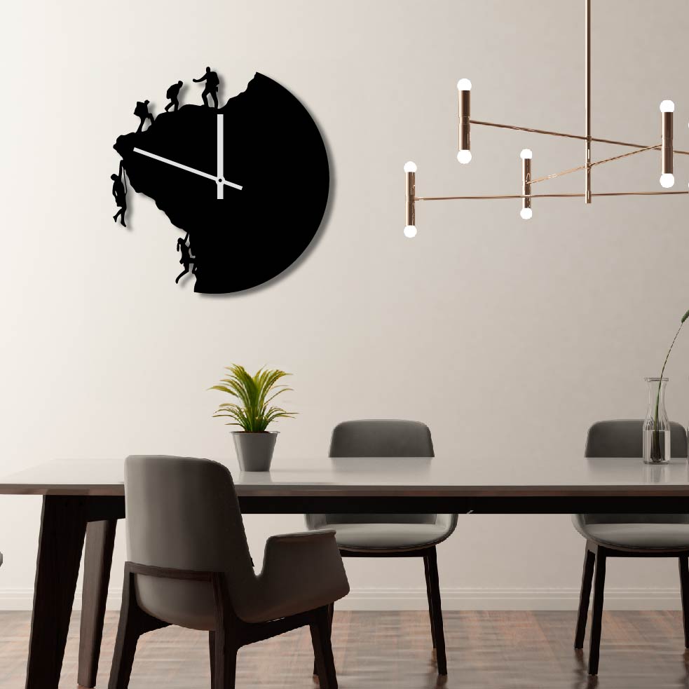 MOUNTAIN CLIMBERS METAL WALL ART CLOCK