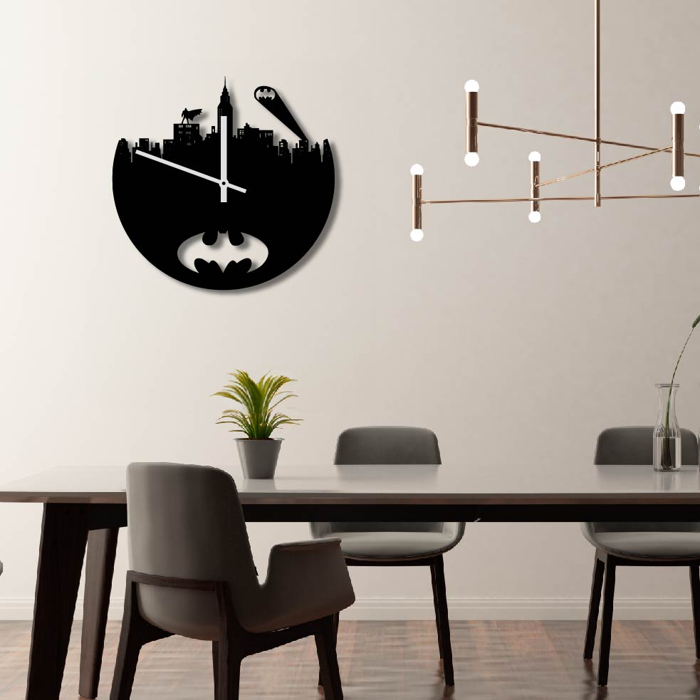 BATMAN GOTHAM METAL WALL ART CLOCK