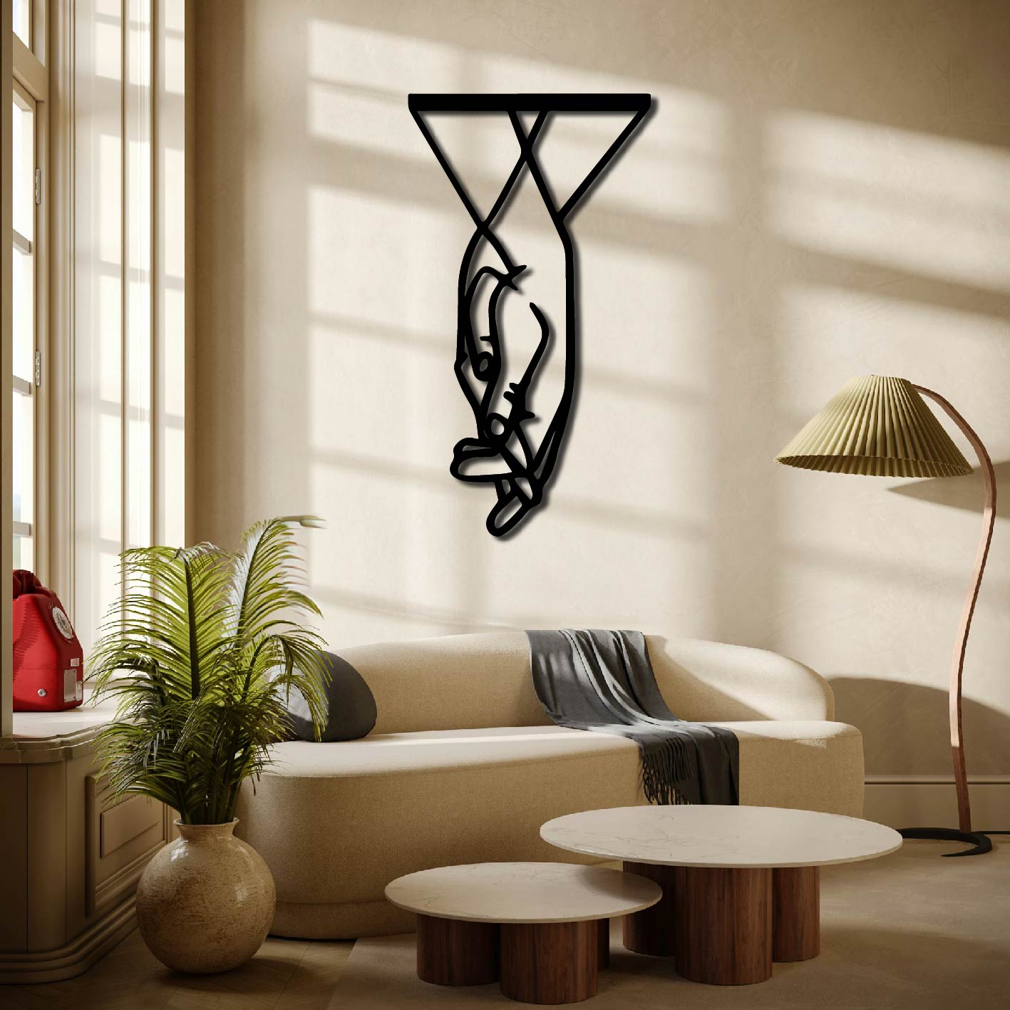 COUPLE HOLDING HANDS METAL WALL ART