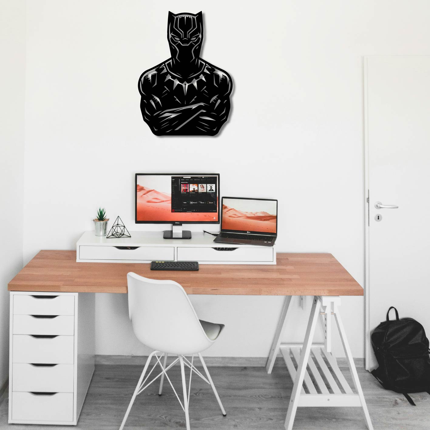 BLACK PANTHER CROSSED ARMS METAL WALL ART