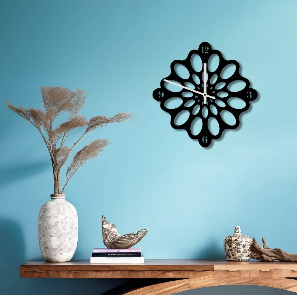 OVAL PATTERN METAL WALL ART CLOCK
