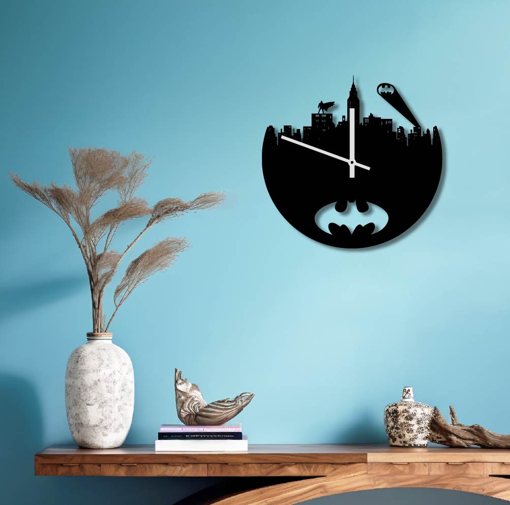 BATMAN GOTHAM METAL WALL ART CLOCK