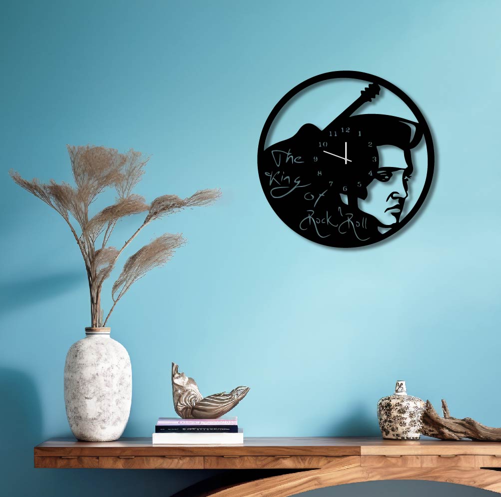 THE KING OF ROCK AND ROLL METAL WALL ART CLOCK