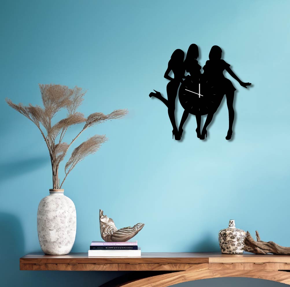 3 WOMEN METAL WALL ART CLOCK