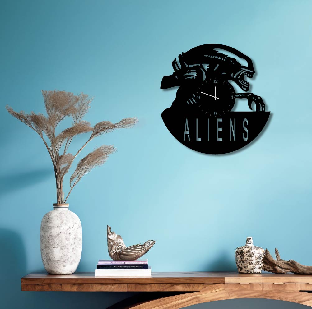 ALIENS METAL WALL ART CLOCK