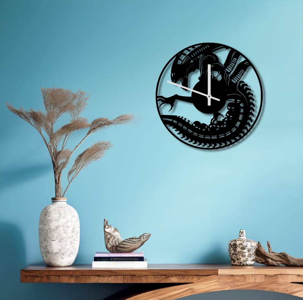 ALIEN METAL WALL ART CLOCK