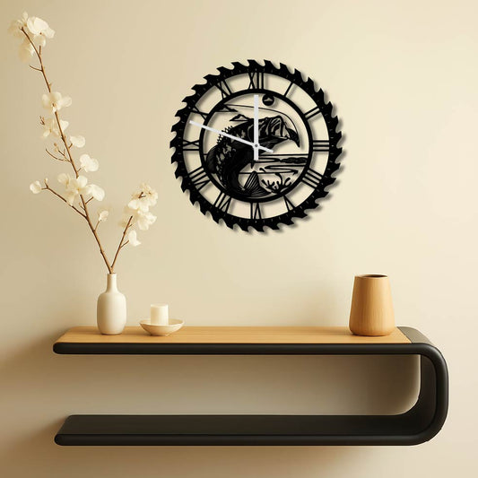 ROMAN NUMERAL FISH METAL WALL ART CLOCK