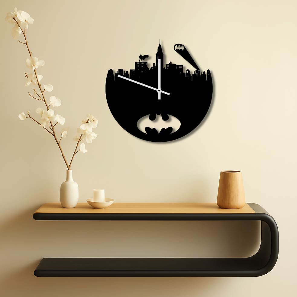 BATMAN GOTHAM METAL WALL ART CLOCK