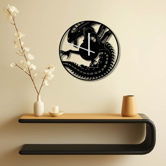 ALIEN METAL WALL ART CLOCK