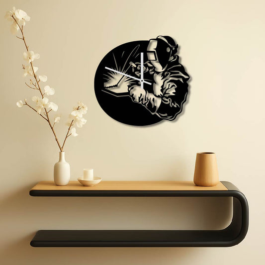 WELDER METAL WALL ART CLOCK