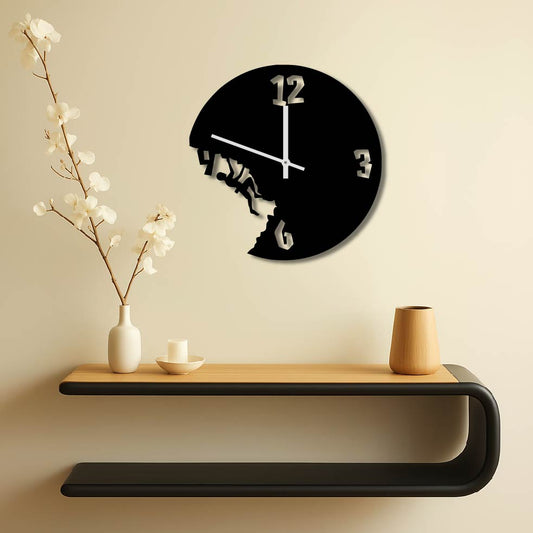 ROCK CLIMBER METAL WALL ART CLOCK