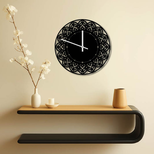 GEOMETRIC LEAF PATTERN  METAL WALL ART CLOCK