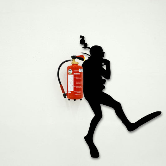 DIVER 1 METAL WALL ART