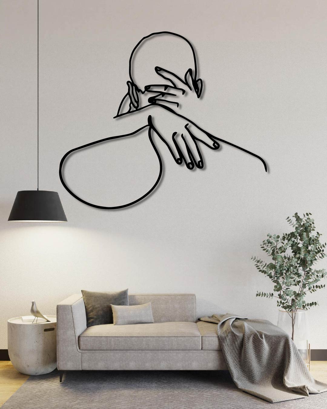 COUPLE HUGGING METAL WALL ART